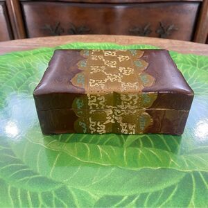 Vintage Italy Italian Florentine petite wooden box